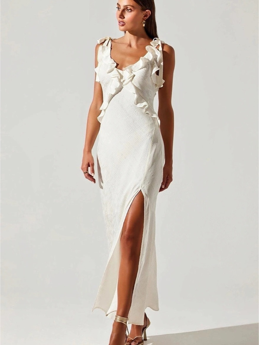 NWT ASTR The Label Sorbae Ruffle Maxi Dress White M $148